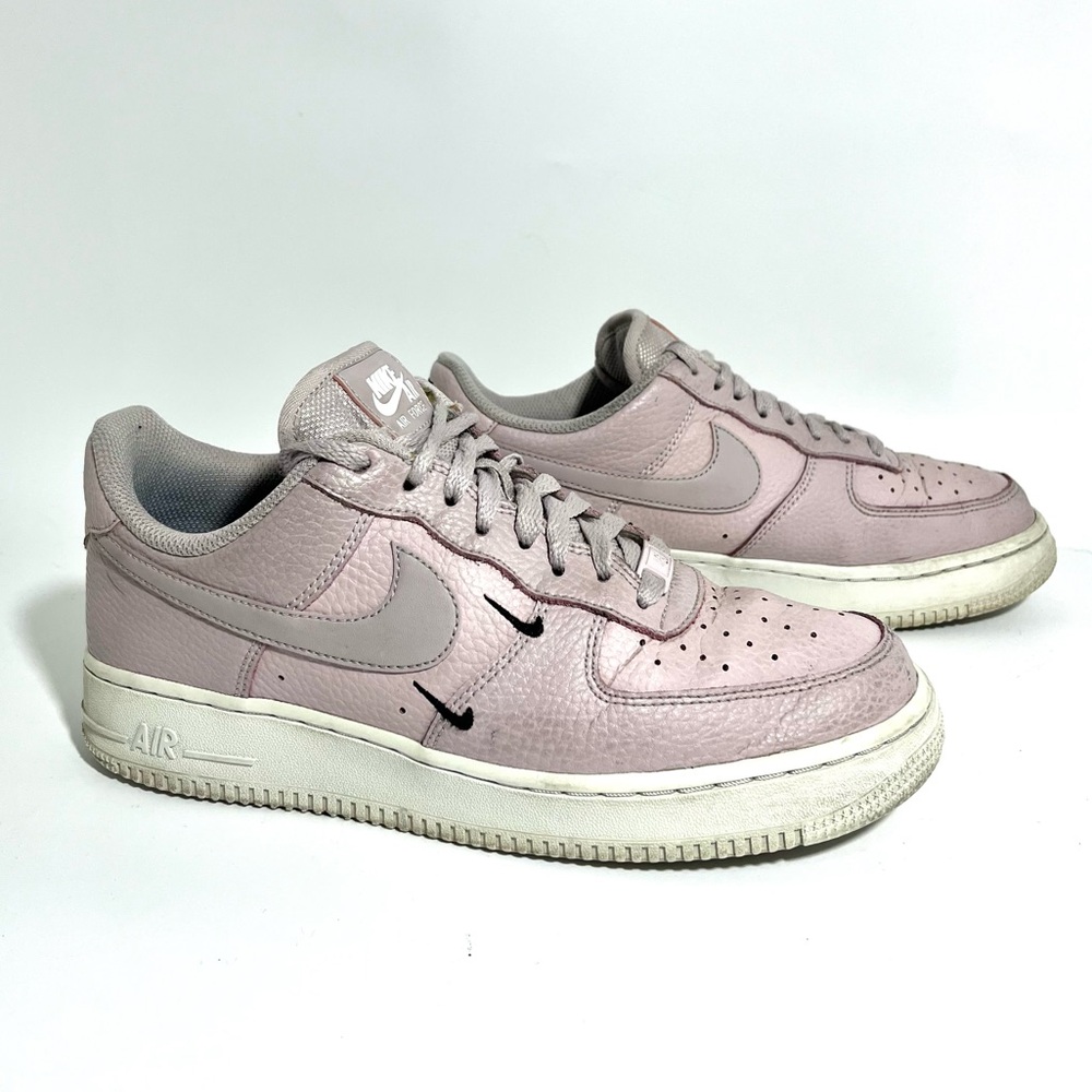 Nike Air Force 1 Low '07 Essential Platinum Violet Size 9 Womens Sneakers